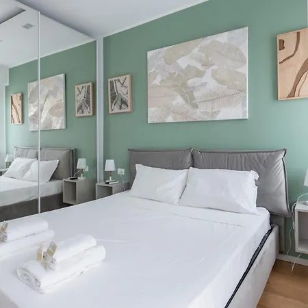 Easytopstay - Corso Sempione Modern Flat Milano