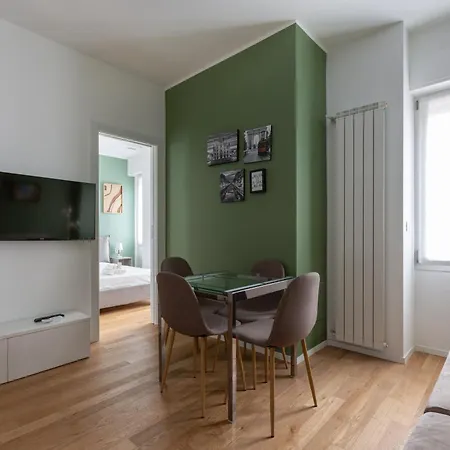 Lägenhet Easytopstay - Corso Sempione Modern Flat Milano
