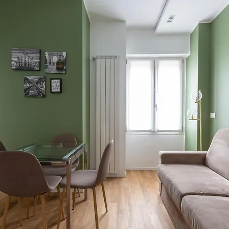 Corso Sempione Modern Flat Apartment Milan