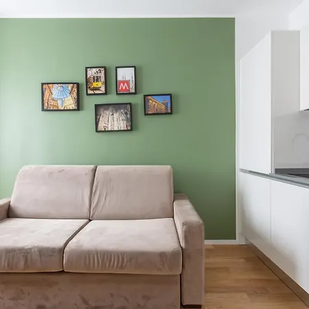 Corso Sempione Modern Flat Milan