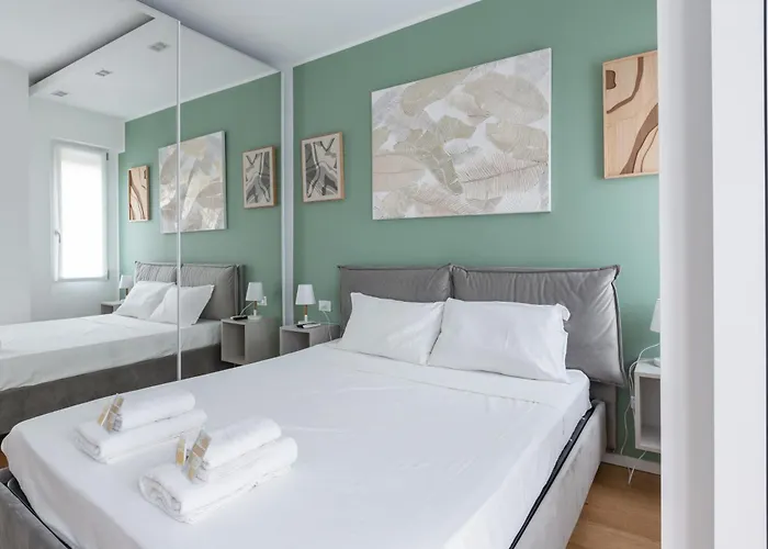 Easytopstay - Corso Sempione Modern Flat Mediolan